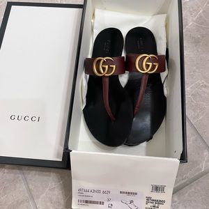 GUCCI MARMONT THONG SANDALS 37